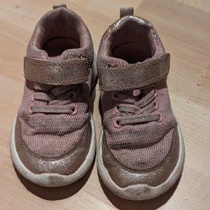 Joe Fresh Pink Sparkle Sneakers - Size 7, Comfortable and Playful!